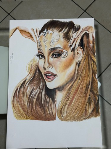 Fabriano ariana grande - fabriano,